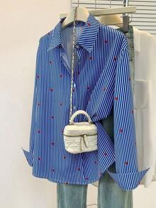Blusa de mujer con cuello polo, estampado de corazones y rayas - Camisa casual de manga larga con botones, adecuada para uso diario en primavera, verano y otoño - rayas azul oscuro - Ver 1