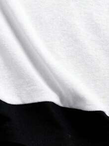 Camiseta de manga corta con estampado de gato negro asomándose en contraste de color, estilo casual y retro, adecuada para el verano - Blanco 2 - Ver 5