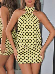 ICON Vestido mini ajustado con cuello alto, espalda descubierta y volantes - Amarillo - Ver 3