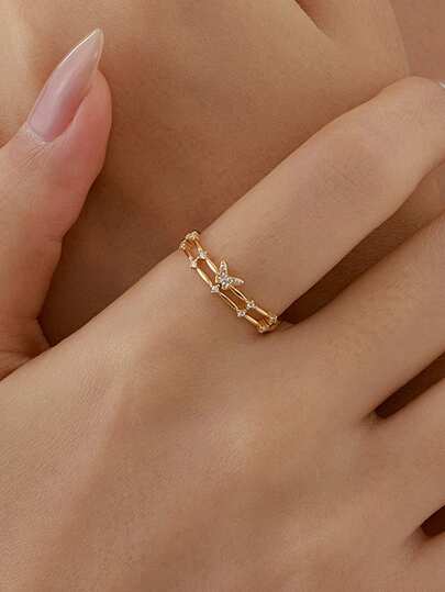 1 pieza Anillo ajustable de doble capa con mariposa y cristales de estilo frío - Anillo apilable brillante, joyería de declaración de verano para mujeres