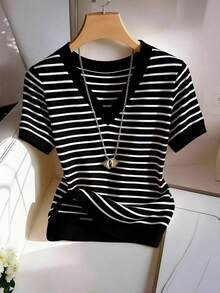 Nueva camiseta de mujer de manga corta con cuello en V a rayas - Negro - Ver 9