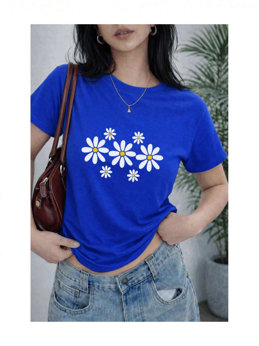 Soft, 100% Cotton Women's Short-Sleeved T-Shirt With A White Daisy Print. A Fresh, Minimalist, And Youthful Floral Design. This Breathable Cotton T-Shirt Goes With Everything-It's Great! - 藍色 - 查看 1