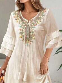Vestido de mujer con cuello en V bordado con detalles de flecos coloridos, mangas 3/4 con volantes, decoración con flecos, vestido de playa elegante para vacaciones de verano - Albaricoque - Ver 3