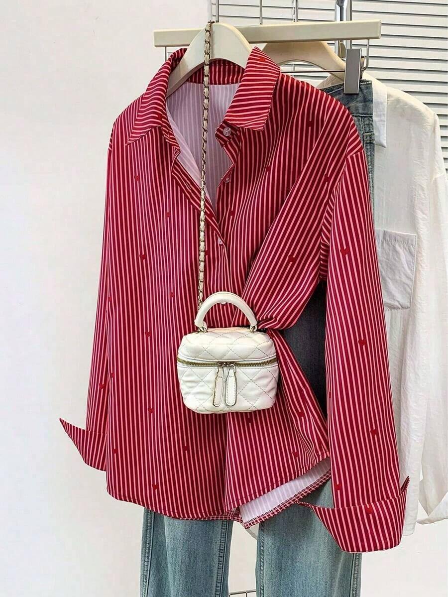 Blusa de mujer con cuello polo, estampado de corazones y rayas - Camisa casual de manga larga con botones, adecuada para uso diario en primavera, verano y otoño - Burdeos - Ver 1