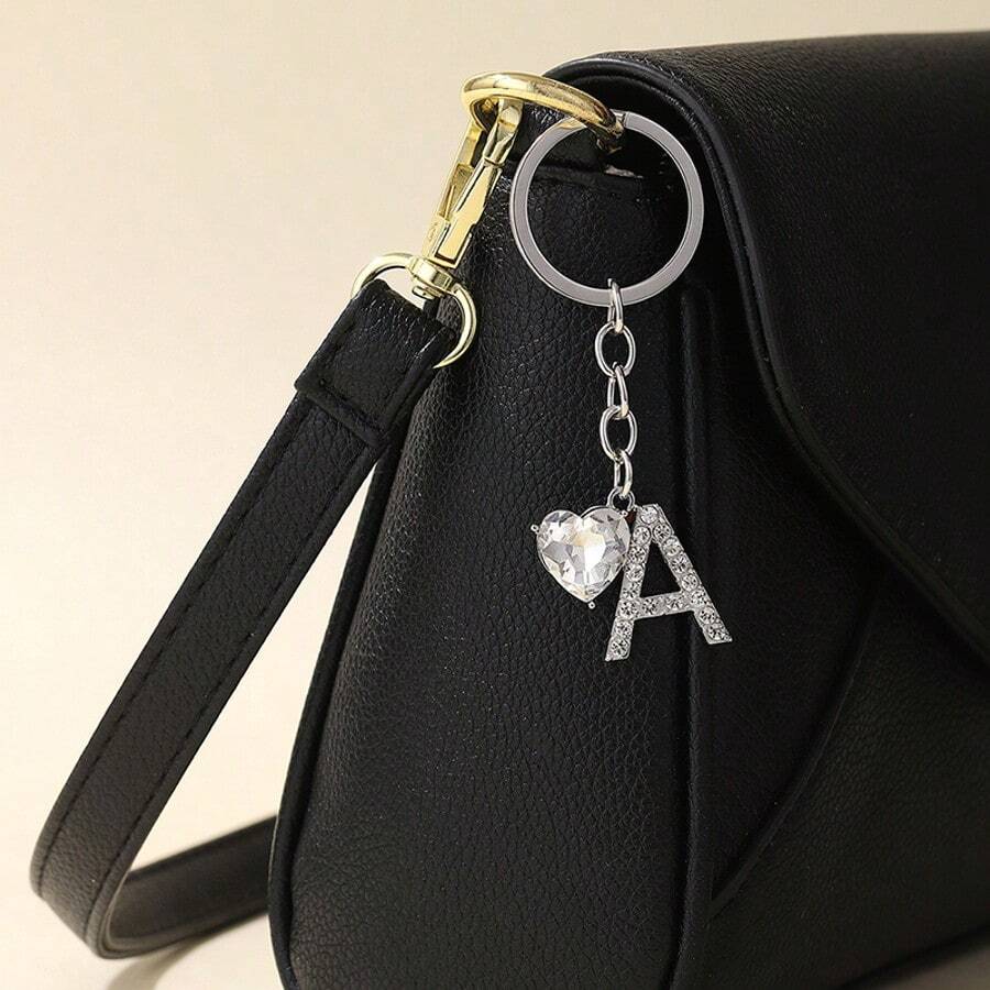 1pc English Letter Keychain, Popular Letter Car Key Chain, Women Accessory Bag Pendant, Holiday Gift