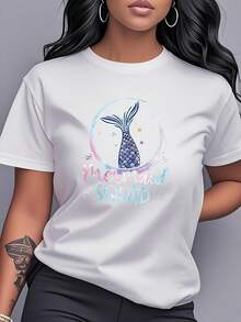 Camiseta con estampado de sirena, de manga corta y cuello redondo, ropa de mujer moderna, a la moda, única y versátil, adecuada para vacaciones de verano en la playa, uso diario casual y como regalo para amigas y hermanas. Camiseta de mujer de algodón puro con estampado. - Blanco - Ver 1