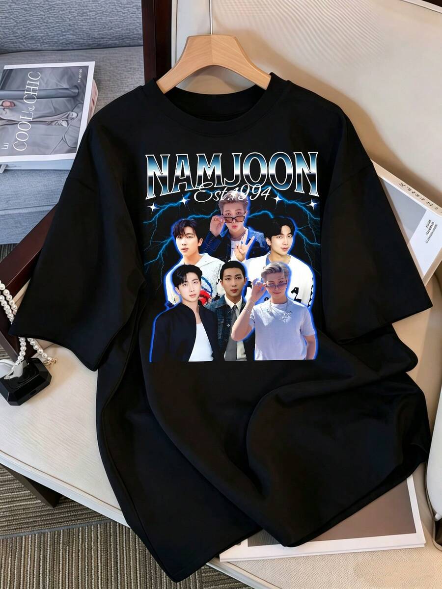 2026 T-Shirt, BTS21 Namjoon Est. Graphic T-Shirt Blue Lightning 1994, Oversized K-Pop Idol T-Shirt, Black Cotton Casual Top, Retro Bootleg Style K-Pop Idol Oversized T-Shirt, Vintage Graphic Print T-Shirt, Short Sleeve Casual Top, Fan Merchandise, Black Streetwear T-Shirt For Fans, Vintage Graphic K-Pop Star T-Shirt, Short Sleeve Oversized T-Shirt With Retro Letter Print, Black Crew Neck Casual Top, Streetwear Style Idol Fan Gift, Comfortable Loose Fit Cotton Blend T-Shirt For Women And Men. - Black - View 1