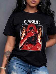 A Tribute To Carrie With A Crowned Figure Bathed In Red, A Hand Covering Her Face, An Intense Gaze, And Burning Flames In The Background. A Timeless Classic. Women's T-Shirt, 100% Cotton, Maija Women's Curvy. - 黑色 - 查看 7