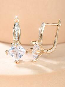 1 par de pendientes para mujer con elegantes y modernas piedras centrales de circonita cúbica de talla cuadrada engastadas en hilera. Perfectos como joyas únicas y accesorios de moda para mujeres y niñas, o como regalos de cumpleaños o joyas para fiestas. - Amarillo Oro - Ver 4