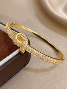 18K Gold Plated Full Diamond Knot Bangle Bracelet, Girl's Bracelet, Charming Bracelet, High-End Luxury Jewelry, Copper Bracelet, Suitable For Daily Wear, Parties, Vacation Season, Girl's Beach Accessories, Summer Accessories, Birthday Gift, Mother's Day Gift, Valentine's Day Gift, Girlfriend Gift, Bohemian Style Jewelry - Multicolor - View 4