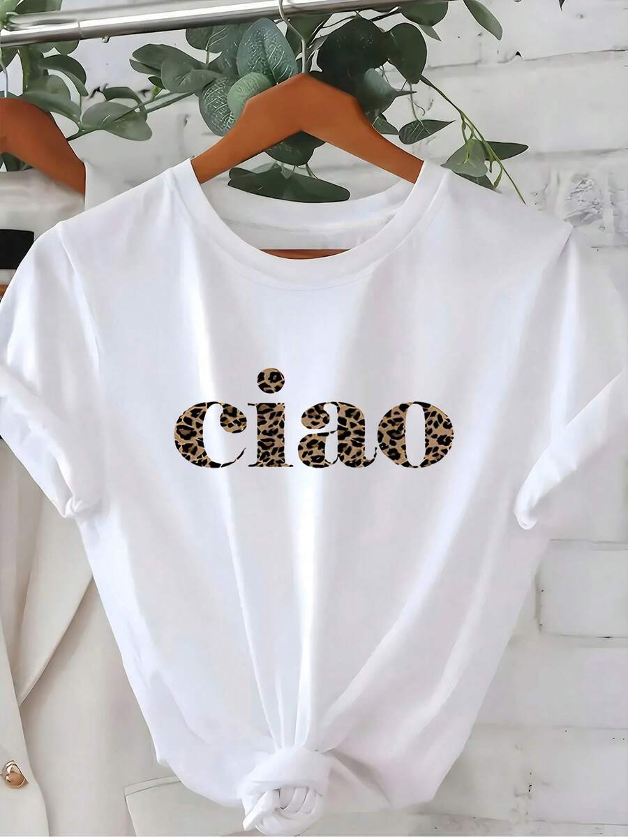 1 pieza de camiseta casual de manga corta para mujer con estampado de leopardo y diseño "CIAO" - Moda de inspiración italiana, corte relajado, lavable a máquina, atuendo casual versátil para mujeres y adolescentes, regalo de cumpleaños y vacaciones, camisetas para damas Y2k. - Blanco - Ver 1