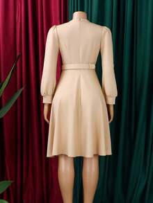 Vestido elegante de fiesta de color liso, estilo europeo-americano nuevo, cuello redondo, manga larga, cintura alta y corte en línea A - Color caqui + cinturón - Ver 2