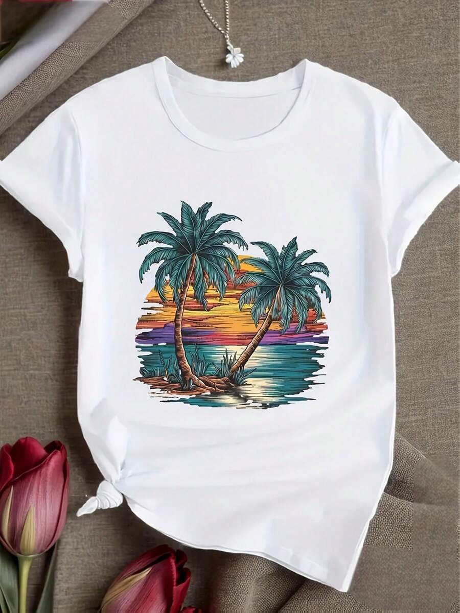 Camiseta de Mujer con Estampado de Palma Tropical y Atardecer, Cuello Redondo Suave, Camiseta Casual Transpirable Blanca, Adecuada para Vacaciones en la Playa, Lavable a Máquina, Ropa de Verano para Uso Diario, Camiseta con Estampado de Atardecer "Es Mi Ropa de Vacaciones para Mujer", Estampado de Alta Calidad - Estilo Urbano Vintage, Camiseta Unisex de Algodón Suelto de Manga Corta con Cuello Redondo. - Blanco - Ver 1