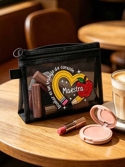 Bolsa de malla con tema de maestro, estampado de manzana con texto "Maestra", bolsa de almacenamiento de malla transparente, bolsa de almacenamiento de cosméticos, organizador portátil de artículos de tocador, regalo ideal para maestros, accesorios de viaje | Diseño inspirador, bolsas de cosméticos impresas con letras coloridas y divertidas, regalos de regreso a clases para maestros, regalos para hermanas, mejores regalos para maestros, regalos de cumpleaños, regalos de aniversario, regalos de graduación, regalo creativo para maestros.