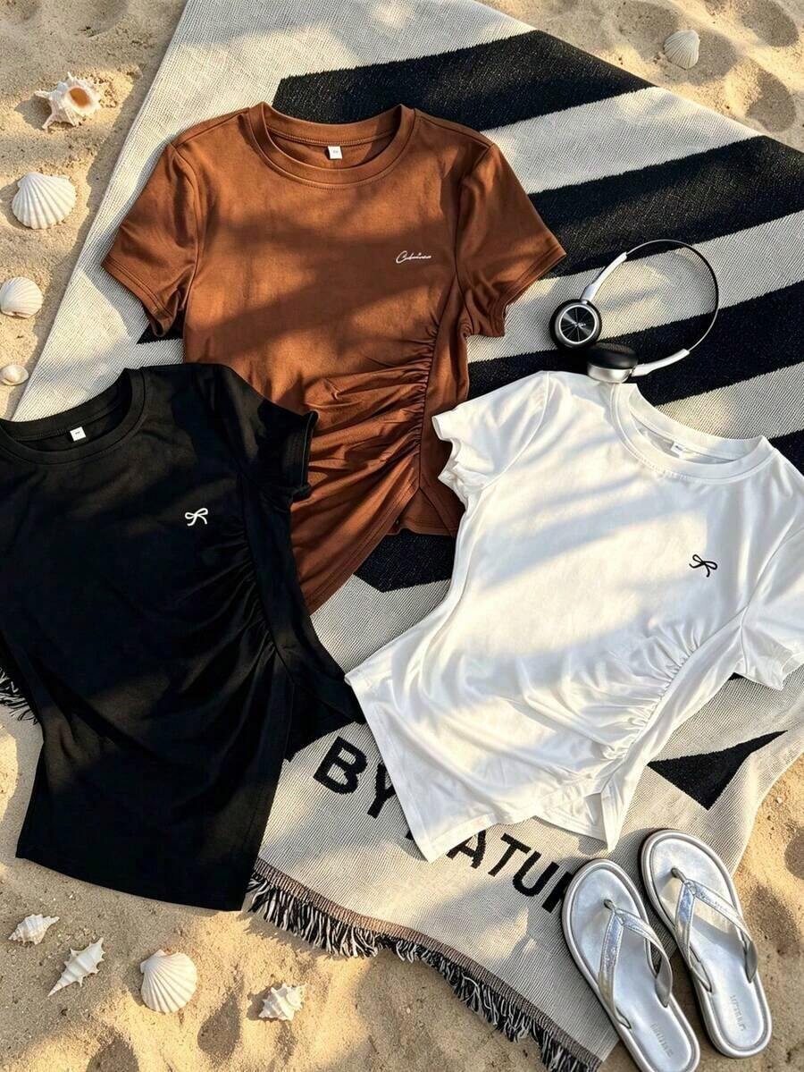 Camiseta ajustada de manga corta con estampado de mariposa, de uso casual y versátil para el verano, diseño minimalista de estilo INS - Negro - Ver 1