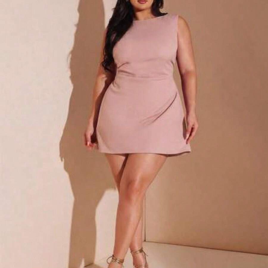 Plus Size Women's Sleeveless V-Neck Waist Ruched Beaded Back Zipper Dress, 
Plus-Size Women's White Knit Pearl Dress, Versatile For Date Nights, Elegant Cocktail Parties/Music Festivals/Dates/Parties/Nightclubs/Outings/Street Style/Summer Wear, Women's Summer Outfits, Summer Vacation Outfits, Women's Holiday Outfits, Short Dress. - Rosa Pálido - Ver 1