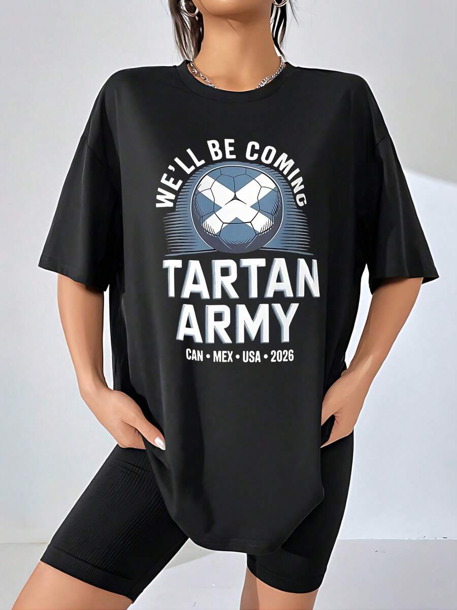 Balón con cruz escocesa y lema inspirador que simboliza unión y espíritu deportivo para los próximos torneos internacionales camiseta de mujer 100% algodón cómoda y moderna para aficionadas al fútbol - Negro - Ver 1