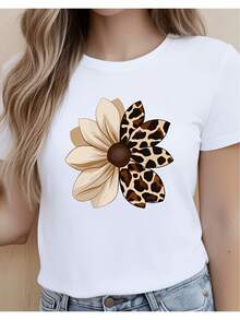 Women's Leopard And Floral Print T-Shirt, Casual Summer Style For Everyday Wear And Beach Outings. Cute Blouses For Women. Women's T-Shirt, Casual Loose Fit, Slightly Stretched Cut. - 白色 - 查看 1