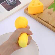 Nuevo juguete antiestrés de queso con forma triangular, tacto suave premium, experiencia de rebote lento al apretar, regulación emocional, decoración de experiencia sensorial multiusos, perfecto para coleccionar y como regalo festivo para adolescentes - Multicolor - Ver 10