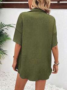 Conjunto de 2 piezas con blusa de manga corta de cuello de botones y shorts con lazo delantero, sencillo, para mujer - Verde militar - Ver 2