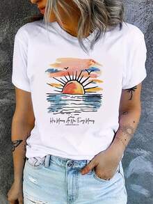 Camiseta Casual de Mujer con Diseño de Amanecer y Atardecer en Acuarela - Camiseta Gráfica Casual de Manga Corta y Corte Ajustado - Camiseta Blanca Atractiva con Sol Brillante, Ondas, Pájaros y Nubes en Tonos Azules y Naranjas - Camiseta de Manga Corta de Algodón Holgada Unisex de Estilo Vintage Urbano para Mujer - Blanco - Ver 1