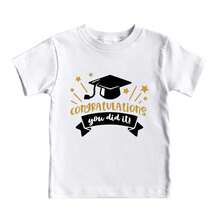 Camiseta de manga corta para niños, con estampado de gorra de graduación de verano, cómoda, resistente y holgada, esencial para el día a día, de puro algodón, estilo básico de manga corta y corte holgado para mujeres, adolescentes y chicas, material agradable para la piel, ideal para el día a día, la calle, el ocio, la vida universitaria, citas, fiestas, vacaciones y viajes. - Blanco - Ver 1
