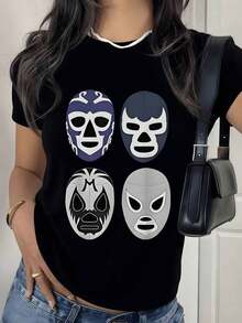 Máscaras icónicas de lucha libre mexicana que representan fuerza espíritu y tradición cultural en colores contrastantes Camiseta de mujer de exterior 100% algodón confortable para actividades al aire libre - Negro - Ver 1