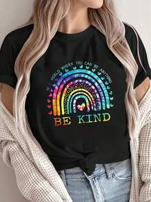 Camiseta de mujer con estampado de arcoíris, impresa con las palabras "Be Kind" (sé amable). |   Tela elástica suave 100% algodón puro, cuello redondo informal, mangas cortas, tallaje incluido, adecuado para uso casual y eventos del Día del Orgullo, apto para todas las estaciones. Q6VQ - Negro - Ver 1