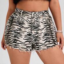 ICON Plus Size Women's Fashion Tiger Stripe Washed Frayed Hem Denim Shorts - Multicolor - Ver 7