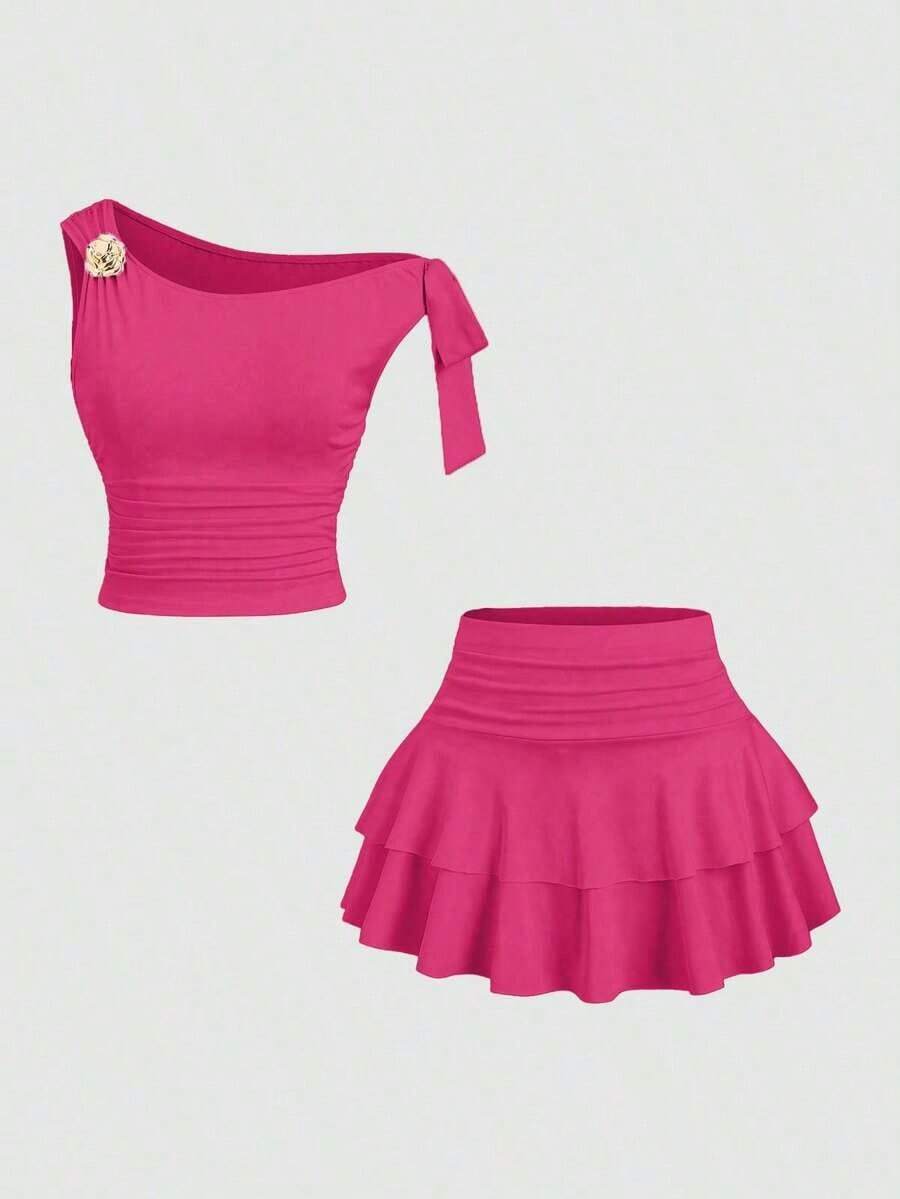Conjunto de top de tirantes y minifalda plisada y con decoración de flores metálicas para mujer, ideal para el verano - Rosa Fucsia - Ver 1