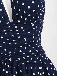 Vestido mini ajustado con cuello en V profundo y espalda descubierta con estampado de lunares negros y blancos y volantes en el bajo, elegante, romántico, bohemio, sexy y casual, versátil vestido de verano para mujer - Azul marino - Ver 7