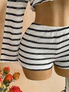 Conjunto informal de 2 piezas de top corto con cuello irregular y borde de lechuga, y shorts, en unicolor, para vacaciones, primavera/verano - Blanco y Negro - Ver 4