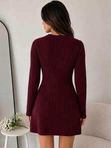 Women's Ribbed Knit Dress With Long Sleeves - Short Fitted, Elegant Casual Winter Fashion - 酒紅色 - 查看 2