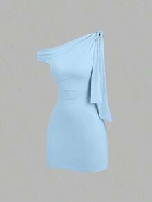 Sweetro Vestido ajustado sexy con volantes en el hombro oblicuo, que ciñe la cintura, estilo francés chic, minifalda ajustado - Azul - Ver 3