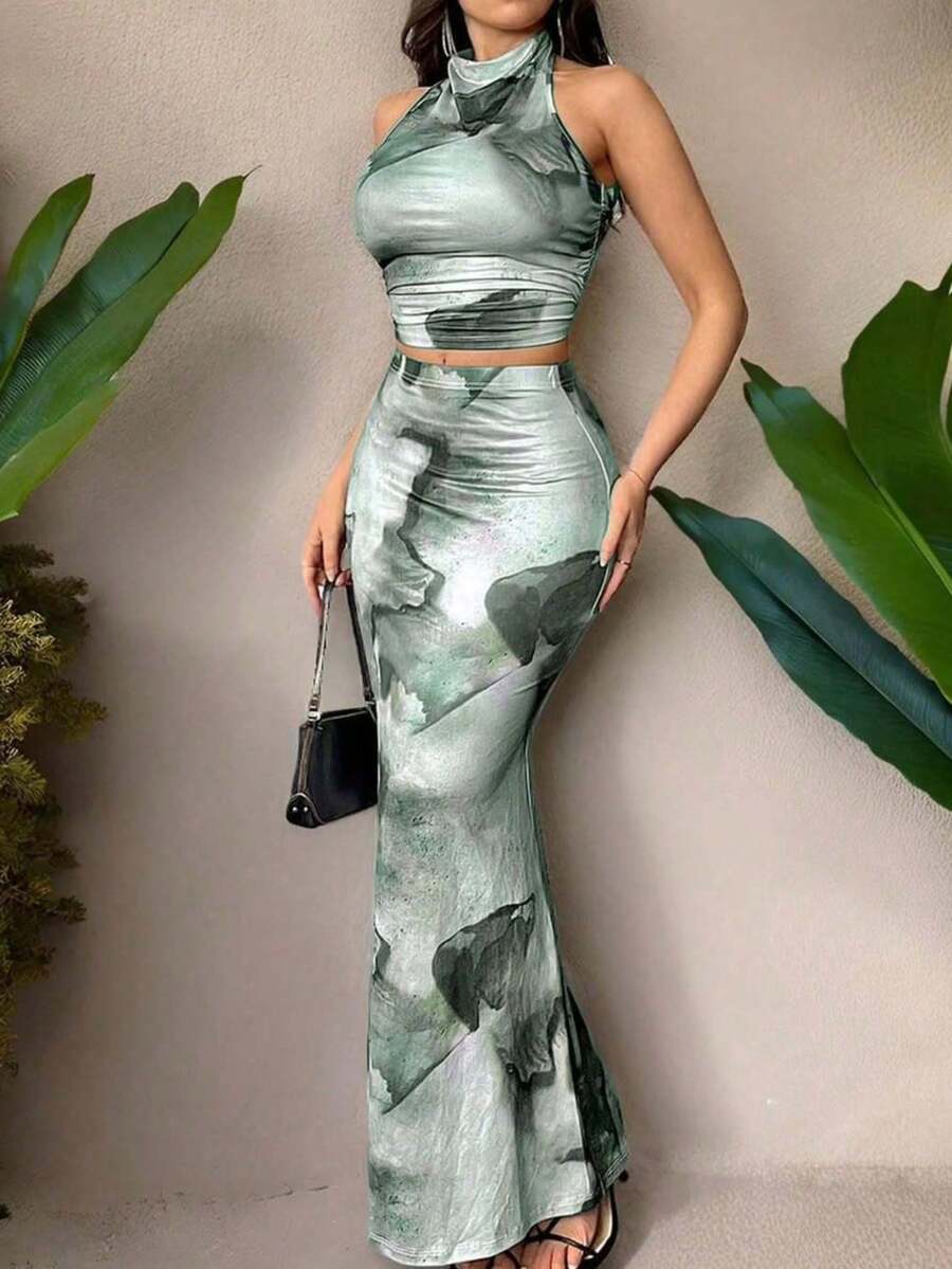 Sexy Print Crop Top With Halter Neck And Open Back, Two-Piece Set With High-Waisted Fitted Maxi Skirt - 淡綠色 - 查看 1