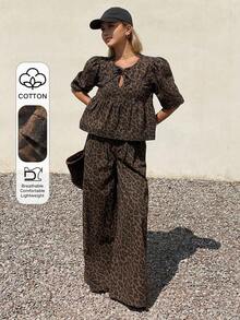 Blusa de mezclilla con cuello de corbata, mangas abullonadas y volante, y pantalón vaquero de pierna ancha - Café integral - Ver 9