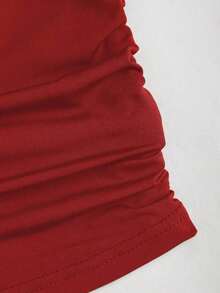 Conjunto de top de tirantes y minifalda plisada y con decoración de flores metálicas para mujer, ideal para el verano - Rojo - Ver 5