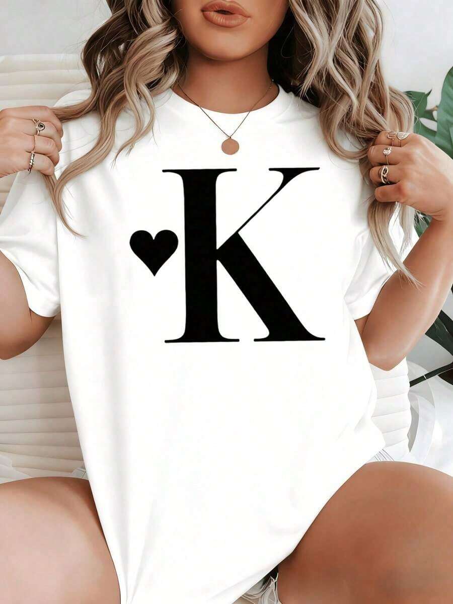 Is The Premium Large Letter K Included? From A Small Heart That Conveys Affection And Personalization, Ideal For Expressing Love In A Modern Style. Women's T-Shirt, 100% Cotton, 220g, - 白色 - 查看 1