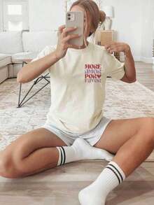 [Double-Sided Print] More Amorpor Favor Heart Letter Print Short-Sleeve Cotton T-Shirt - Unisex Vintage Urban Style, Loose Fit Short-Sleeve Cotton T-Shirt With Round Neck - 杏色 - 查看 2