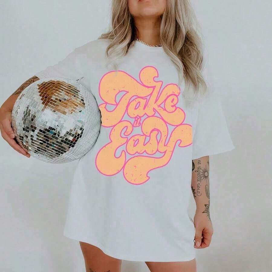 1 pieza Camiseta Gráfica Bohemio Retro Vintage Cómoda Take It Easy | Camiseta con Diseño Retro | Camiseta Grunge Hippie Boho con Estampado Gráfico, Talla Grande, 180g, 100% Algodón Suave - Blanco-2 - Ver 1