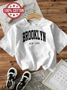 Women's Casual Short-Sleeved Crew Neck T-Shirt With A Relaxed Fit, Pullover Style. Made From 100% Cotton, It's Comfortable, Breathable, Machine Washable, And Easy To Care For. It Features A Simple Yet Stylish "Brooklyn New York" Print. This New Summer 2026 Blouse Is Perfect For Travel And Everyday Wear, And Is Designed Specifically For Women. Y2Y-Summer Clothing - 白色 - 查看 1