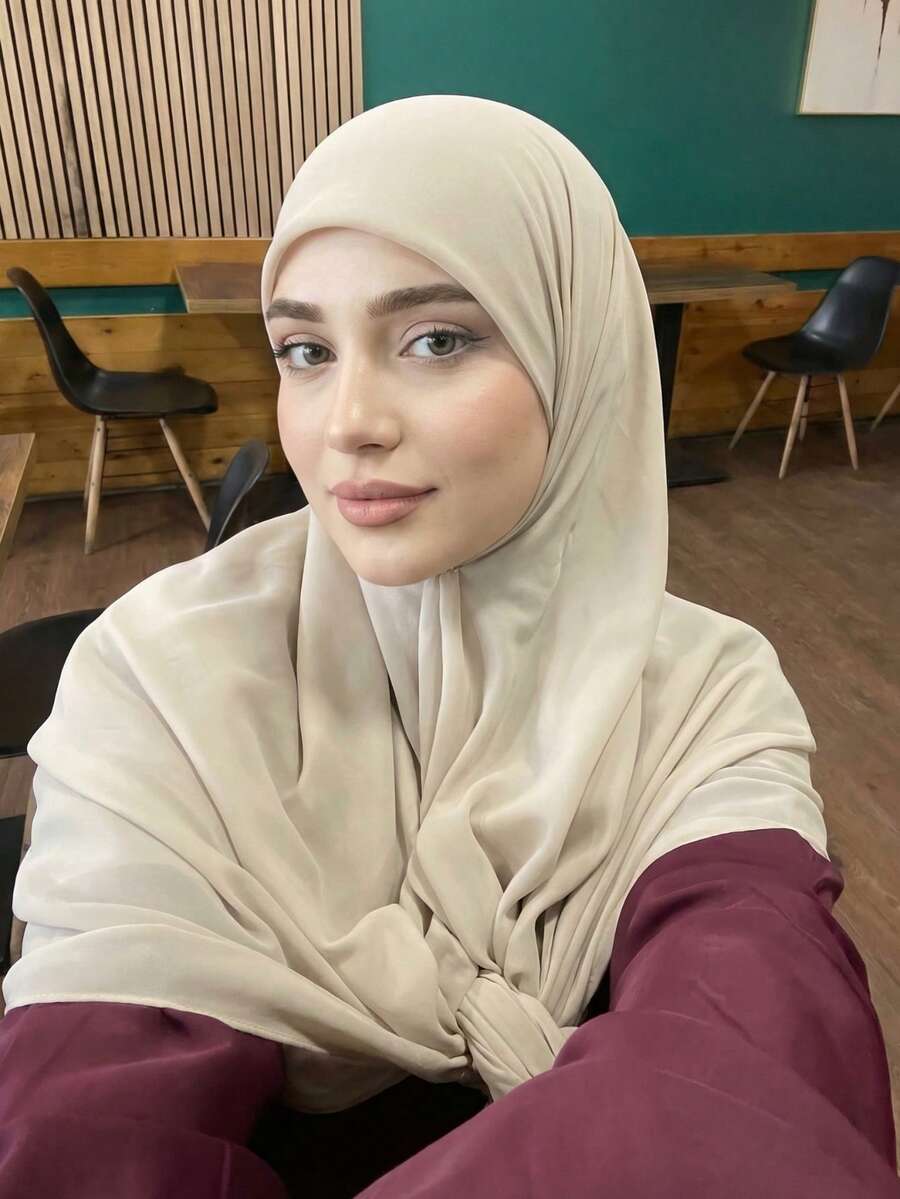 1 buah Jilbab Chiffon, Jilbab Kasual Warna Polos, Selendang Pelindung Matahari, Bungkus Pantai, 140*140cm, Perlengkapan Perjalanan, Liburan - Krem - View 1