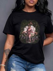 Image Of A Female Figure Fused With Natural Elements And Mushrooms Symbolizing A Magical Connection Between Humanity And Nature With An Aura Of Mystery And Fantasy. Women's T-Shirt, 100% Soft And Comfortable Cotton, Ideal For Showing Artistic Personality And Casual Elegance, Maija Curvy Woman. - 黑色 - 查看 7