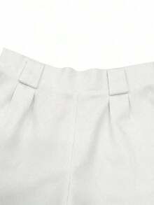 Conjunto casual de vacaciones para mujer de 2 piezas con top ajustado de tirantes cuadrado en color marrón y shorts de pierna ancha elásticos en la cintura en color blanco, diseño de moda francés elegante primavera/verano 2026 - Multicolor 2 - Ver 5