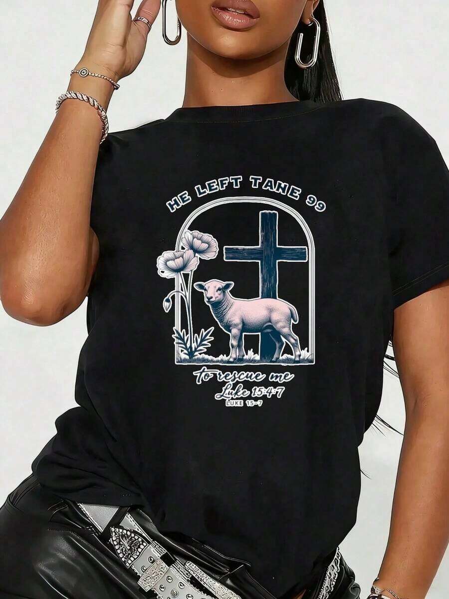 Una camiseta de manga corta para mujer con estilo retro americano, de diseño holgado y estampado (los pantalones son solo sugerencias de estilo). Este artículo sencillo y a la moda presenta patrones de texto con estampados tropicales, y es un elemento imprescindible para crear un estilo relajado de vacaciones, siendo muy adecuado para el Día del Trabajo y el Día de la Independencia de México. - Negro - Ver 1