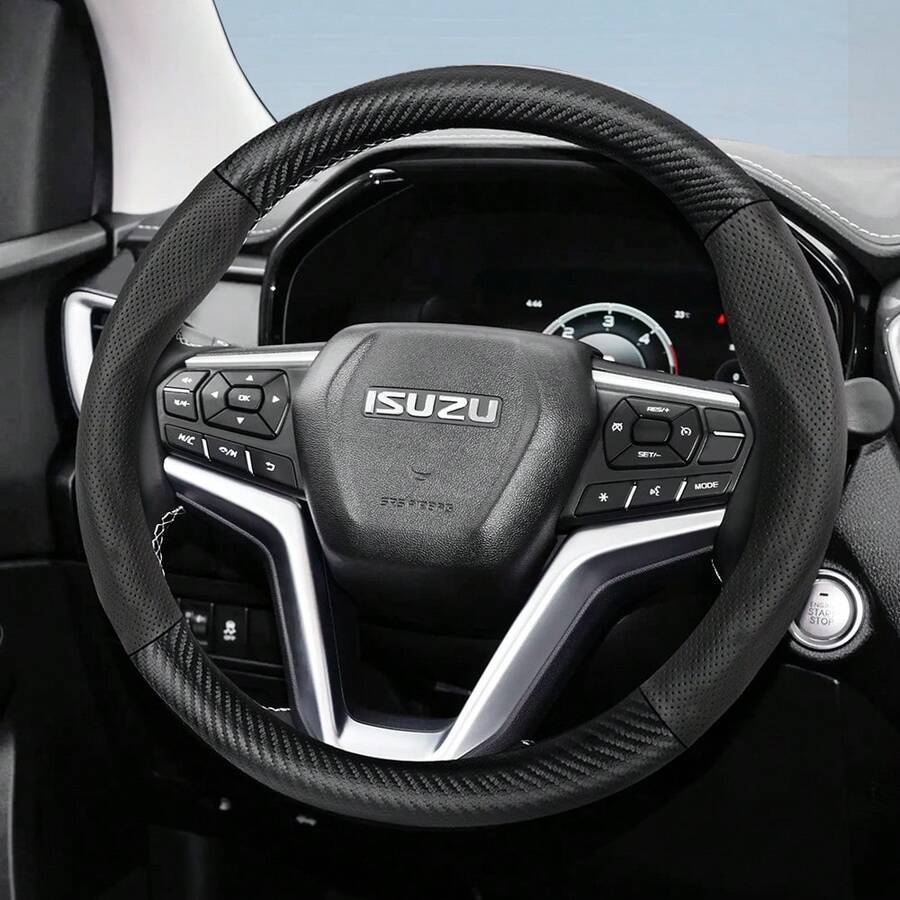 Hocasen Bọc vô lăng, chất liệu da giả sợi carbon mờ kết hợp với da PU đục lỗ thoáng khí, phù hợp với các dòng xe D-MAX/MU-X/ELF/N-Series/FORWARD/F-Series/TRAGA/TRAVIZ và các mẫu xe khác, có các màu đen, đỏ tía, nâu cà phê, cam.