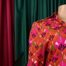 Conjunto de dos piezas para mujer: camisa con estampado floral y pantalones de pierna ancha - Rosa Fucsia - Ver 7