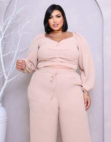 Plus Size Set: Off-The-Shoulder Cropped Top And Elegant High-Waisted Lined Palazzo Pants - 裸體 - 查看 5