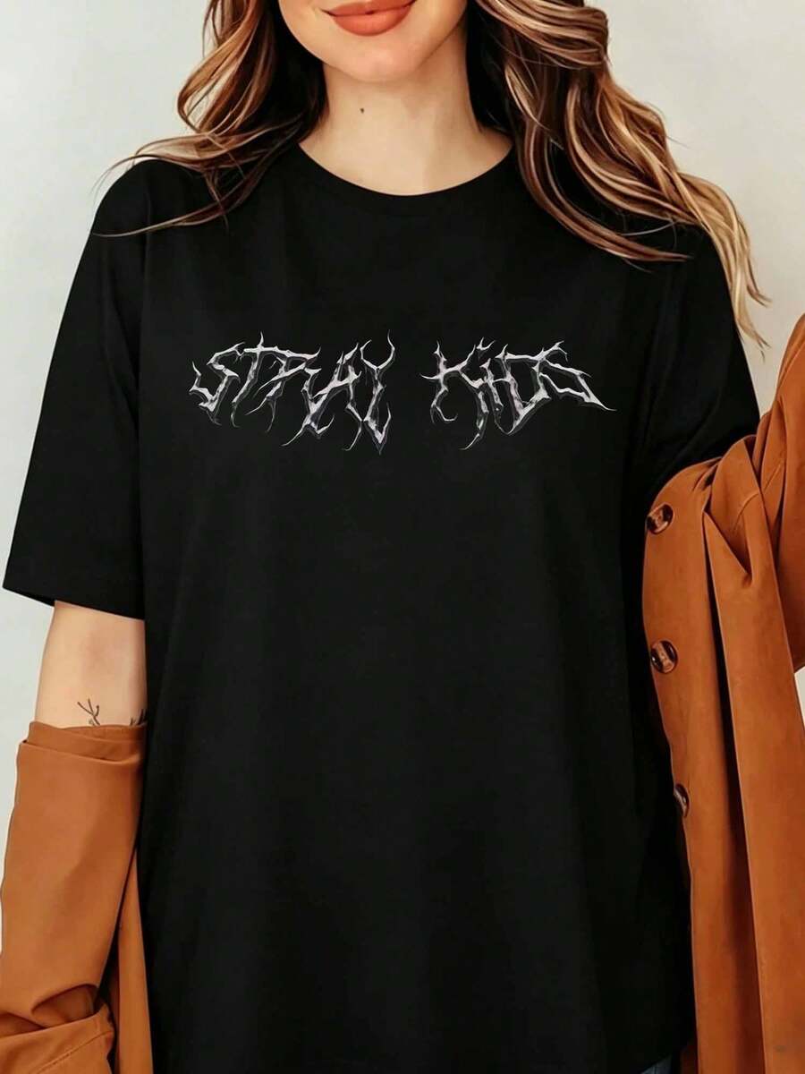 Strays Kidss K-Pop Graphic T-Shirt Metal Gothic Font Logo Print Black Oversized Cotton Tee Streetwear Top, Unisex T-Shirt Made Of Heavy Cotton - Black - View 1