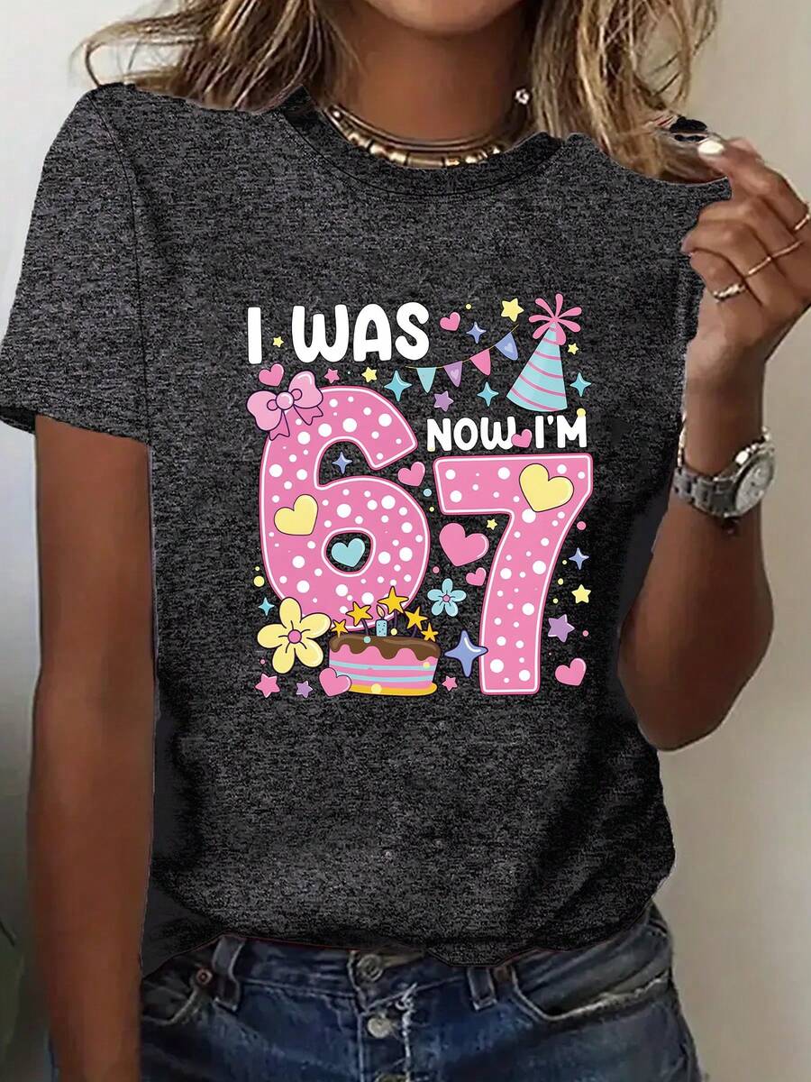 Talla Grande, Camiseta de Cumpleaños para Mujer de Talla Grande con la Frase "Antes Medía 66 Ahora Medido 170.18cm" - Regalo Divertido para Cumpleaños, Blusa Casual de Cuello Redondo Adecuada para Fiestas de Cumpleaños Número 66 y Atuendos Casuales, Letras Lavables a Máquina - Gris Oscuro - Ver 1